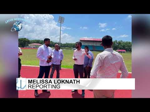 Minister ramson assesses progress at new amsterdam synthetic track